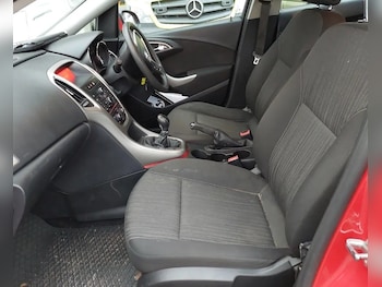 Used Vauxhall Astra 2012 for sale - 76821225: Photo