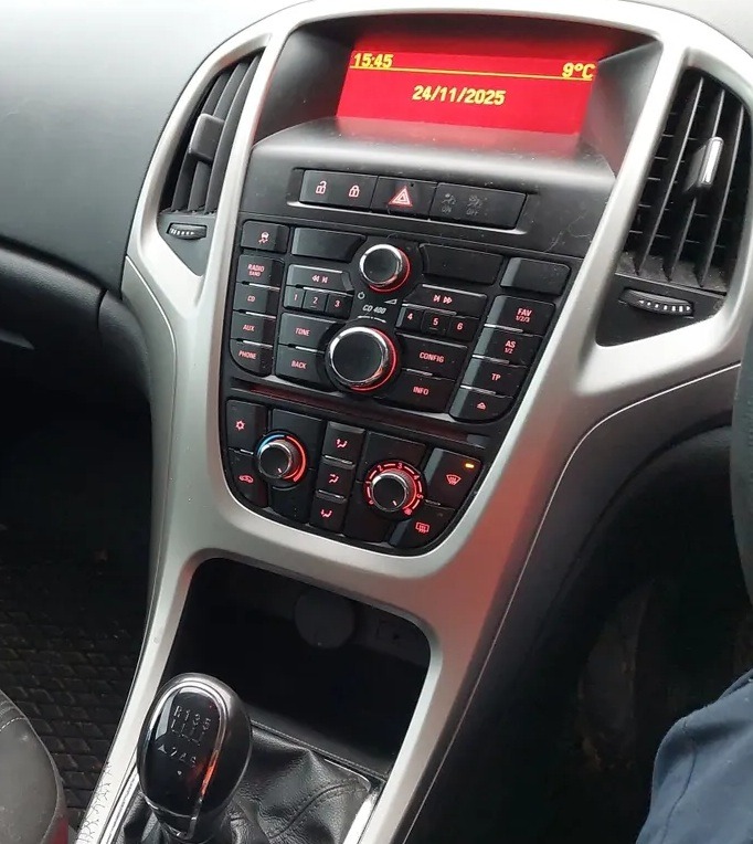 Used Vauxhall Astra 2012 for sale - 76821225: Photo 5