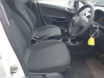 Used Vauxhall Corsa 2013 for sale - 76023370: Photo