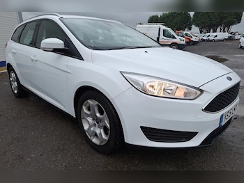 Used Ford Focus 2015 for sale - 76821349: Photo