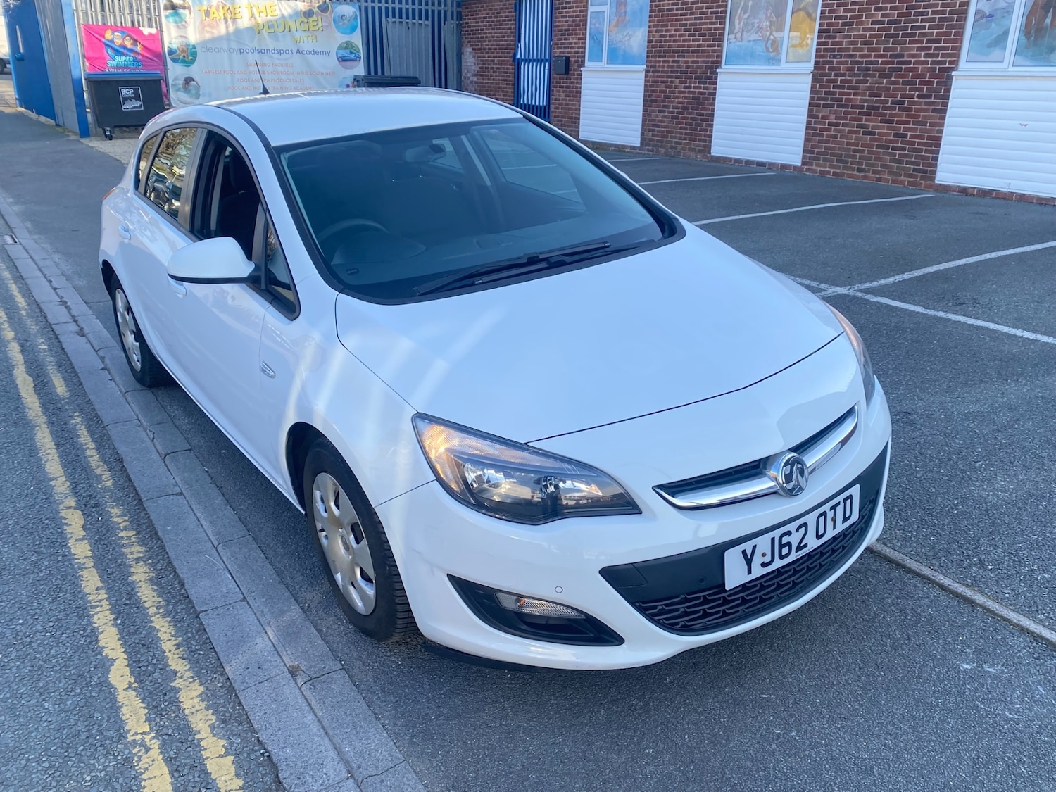 Used Vauxhall Astra 2013 for sale - 77968134: Photo 14