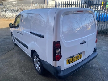 Used Peugeot Partner 2018 for sale - 76096529: Photo 3