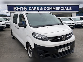 Vauxhall Vivaro feature image