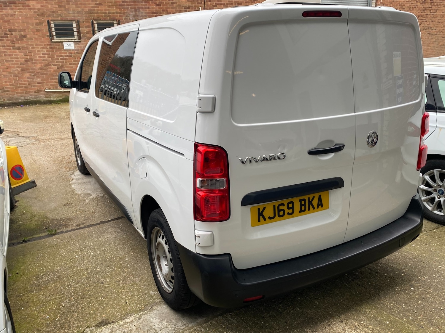 Used Vauxhall Vivaro 2020 for sale - 77716563: Photo 3