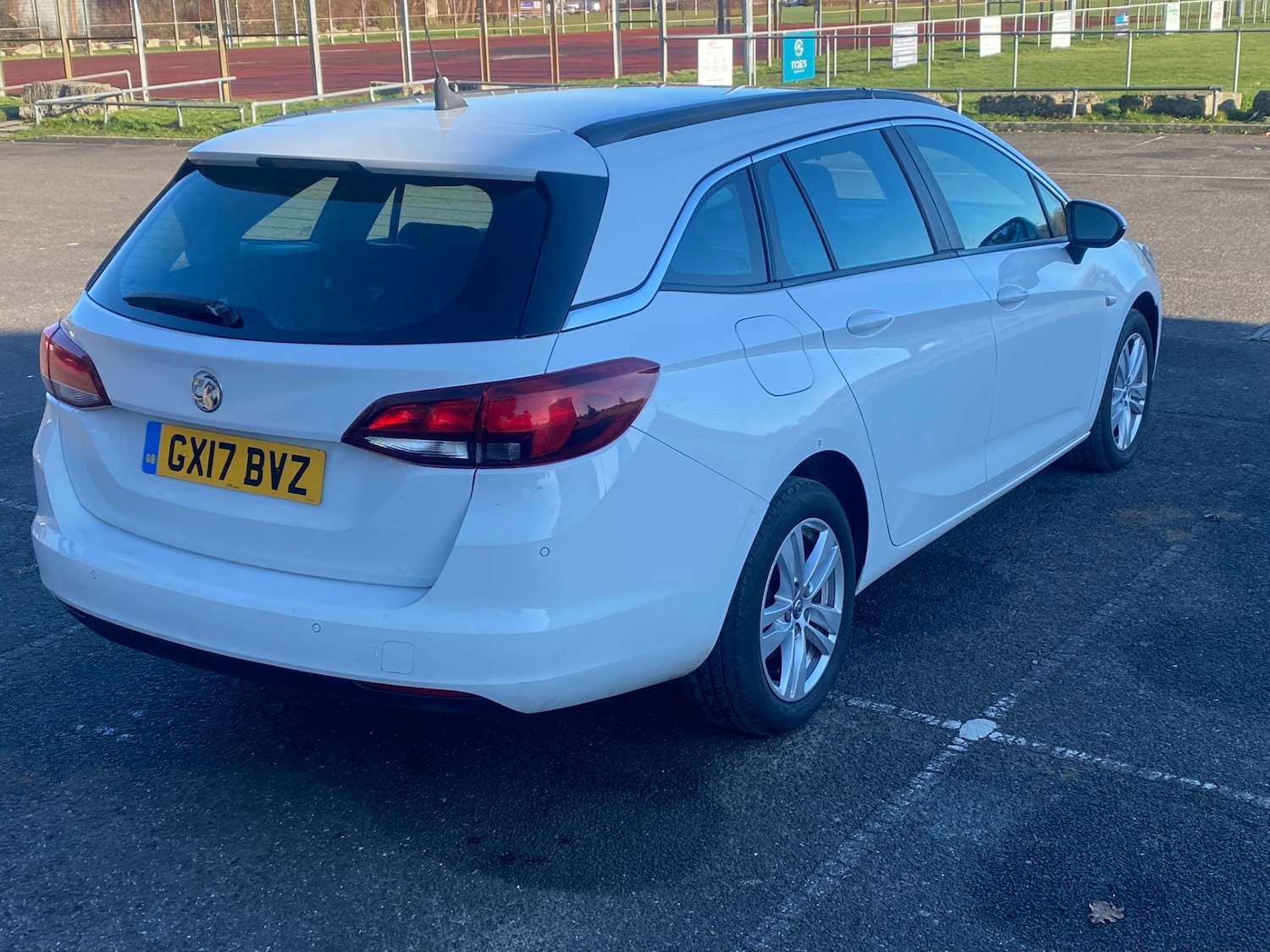Used Vauxhall Astra 2017 for sale - 77151376: Photo 3
