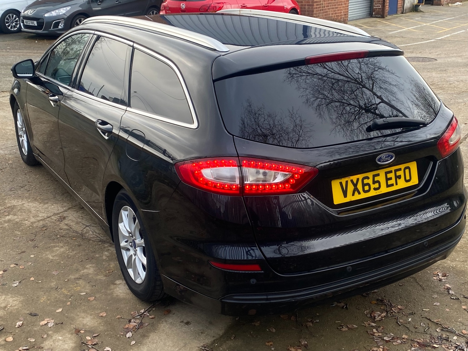 Used Ford Mondeo 2015 for sale - 76950922: Photo 14