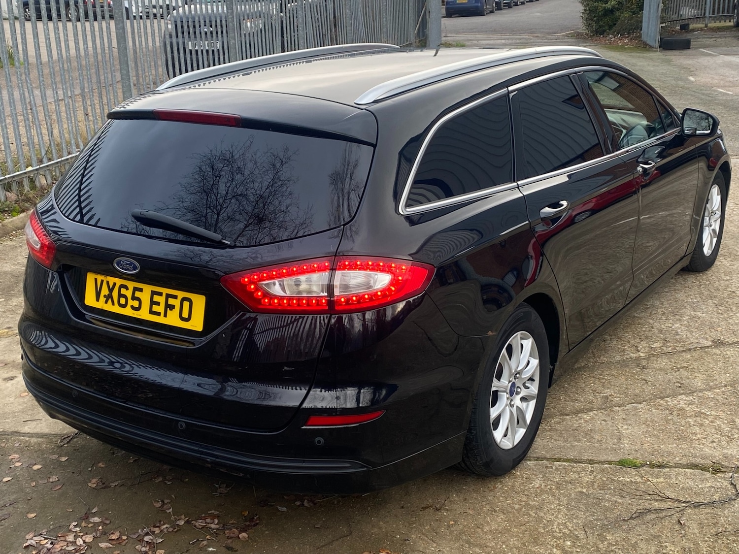 Used Ford Mondeo 2015 for sale - 76950922: Photo 16
