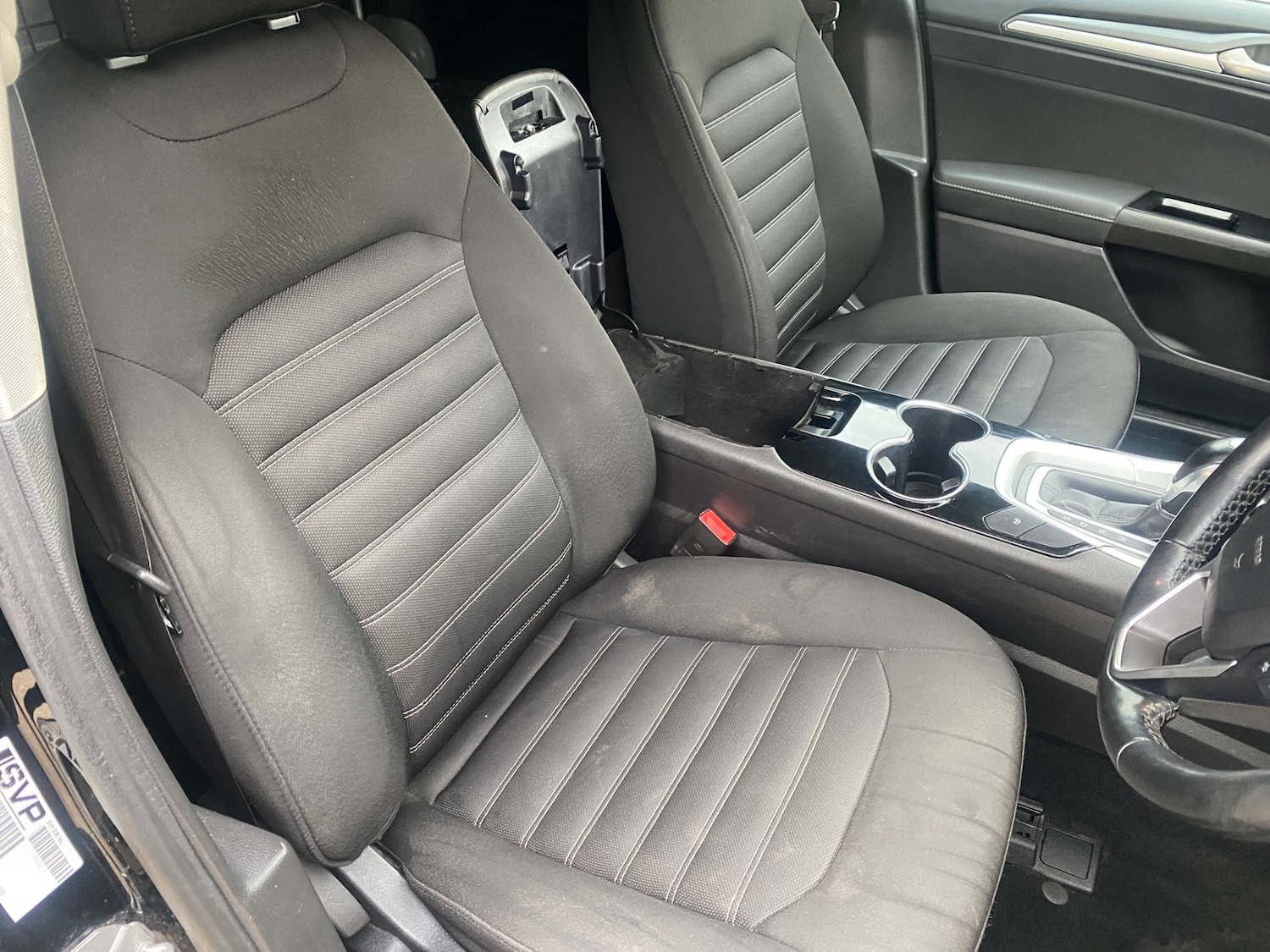 Used Ford Mondeo 2015 for sale - 76950922: Photo 8