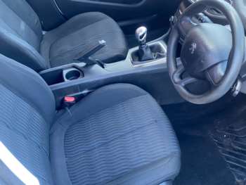 Used Peugeot 308 2018 for sale - 74236851: Photo
