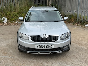 Used Skoda Octavia 2015 for sale - 79597297: Photo