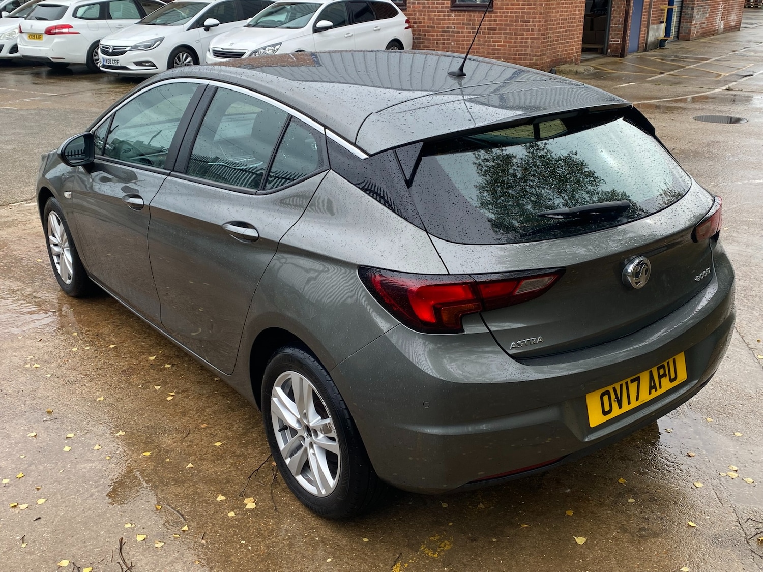 Used Vauxhall Astra 2017 for sale - 76196754: Photo 3