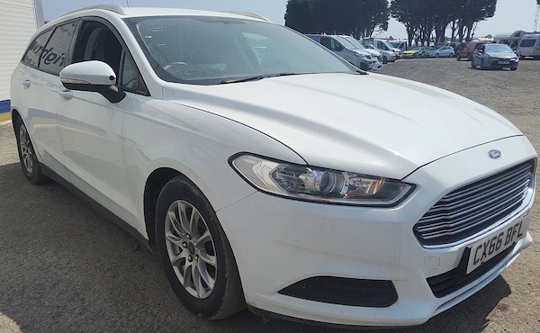 Used Ford Mondeo 2017 for sale - 74640803: Photo 1