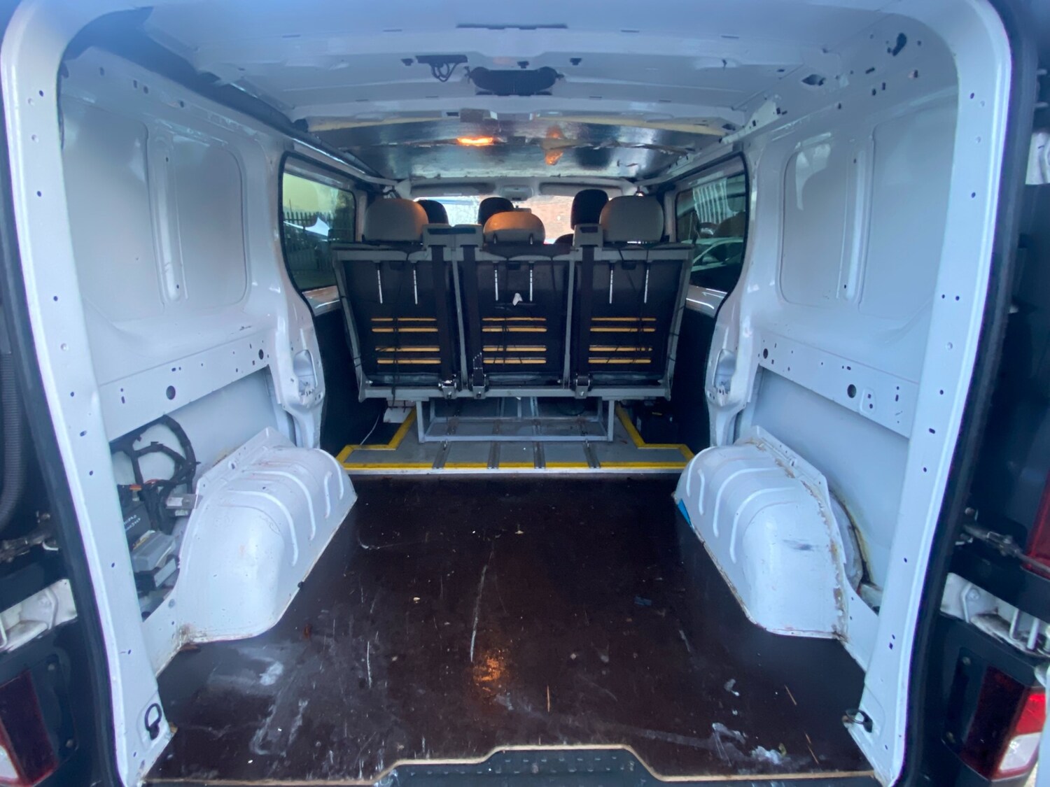 Used Vauxhall Vivaro 2015 for sale - 76818102: Photo 12