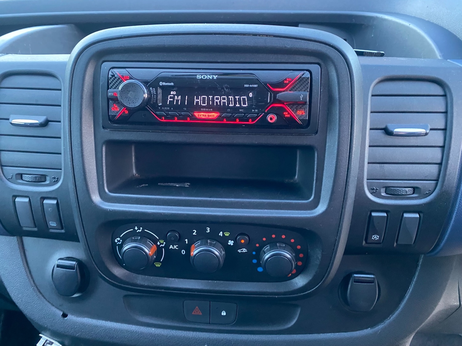 Used Vauxhall Vivaro 2015 for sale - 76818102: Photo 14