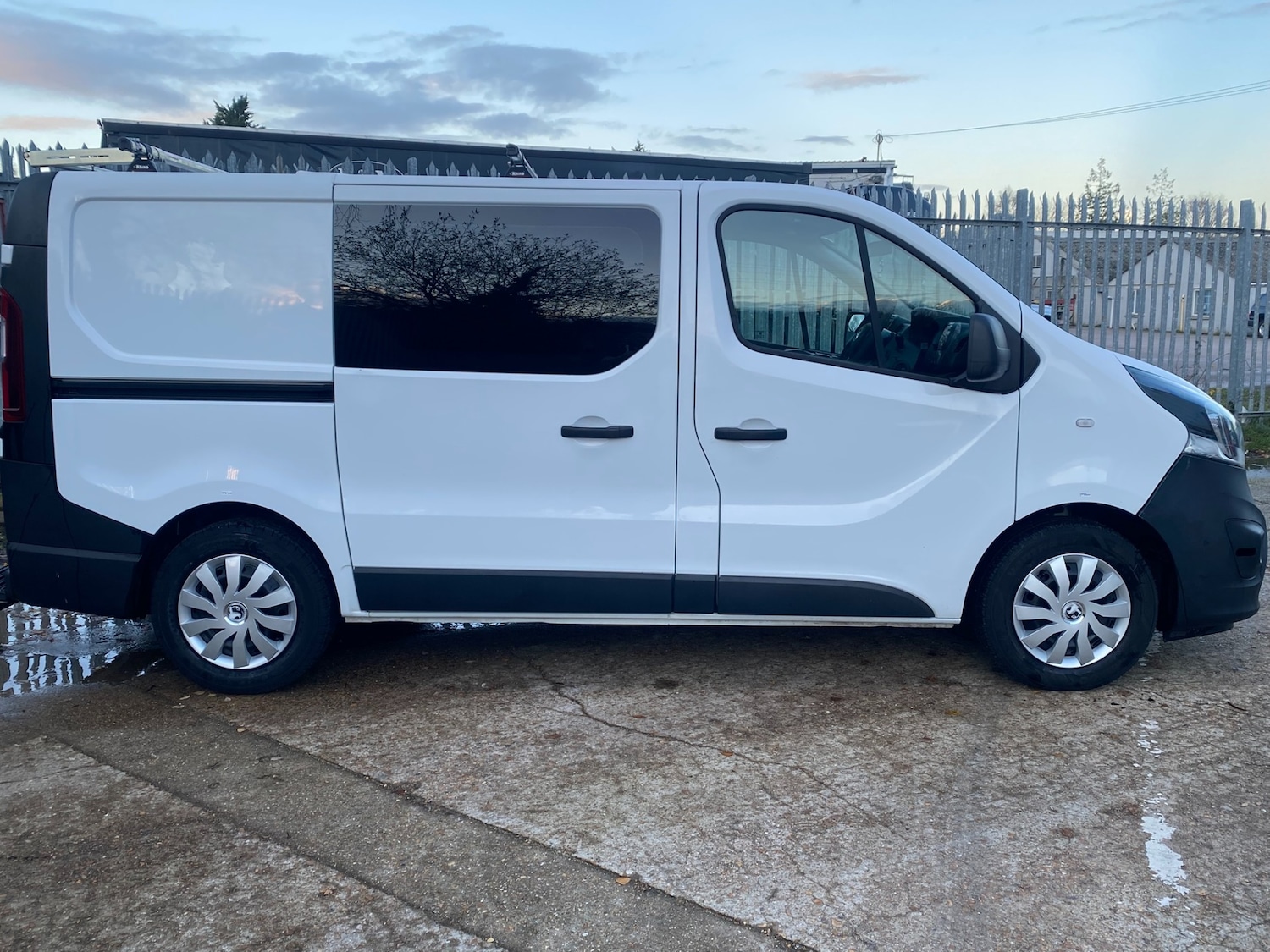 Used Vauxhall Vivaro 2015 for sale - 76818102: Photo 20
