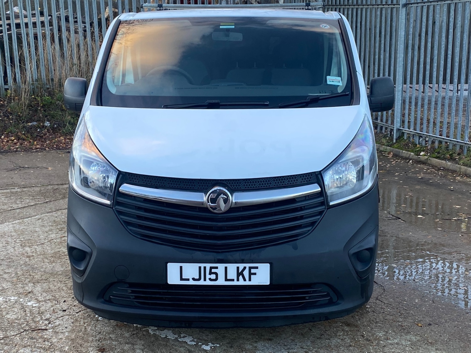 Used Vauxhall Vivaro 2015 for sale - 76818102: Photo 3