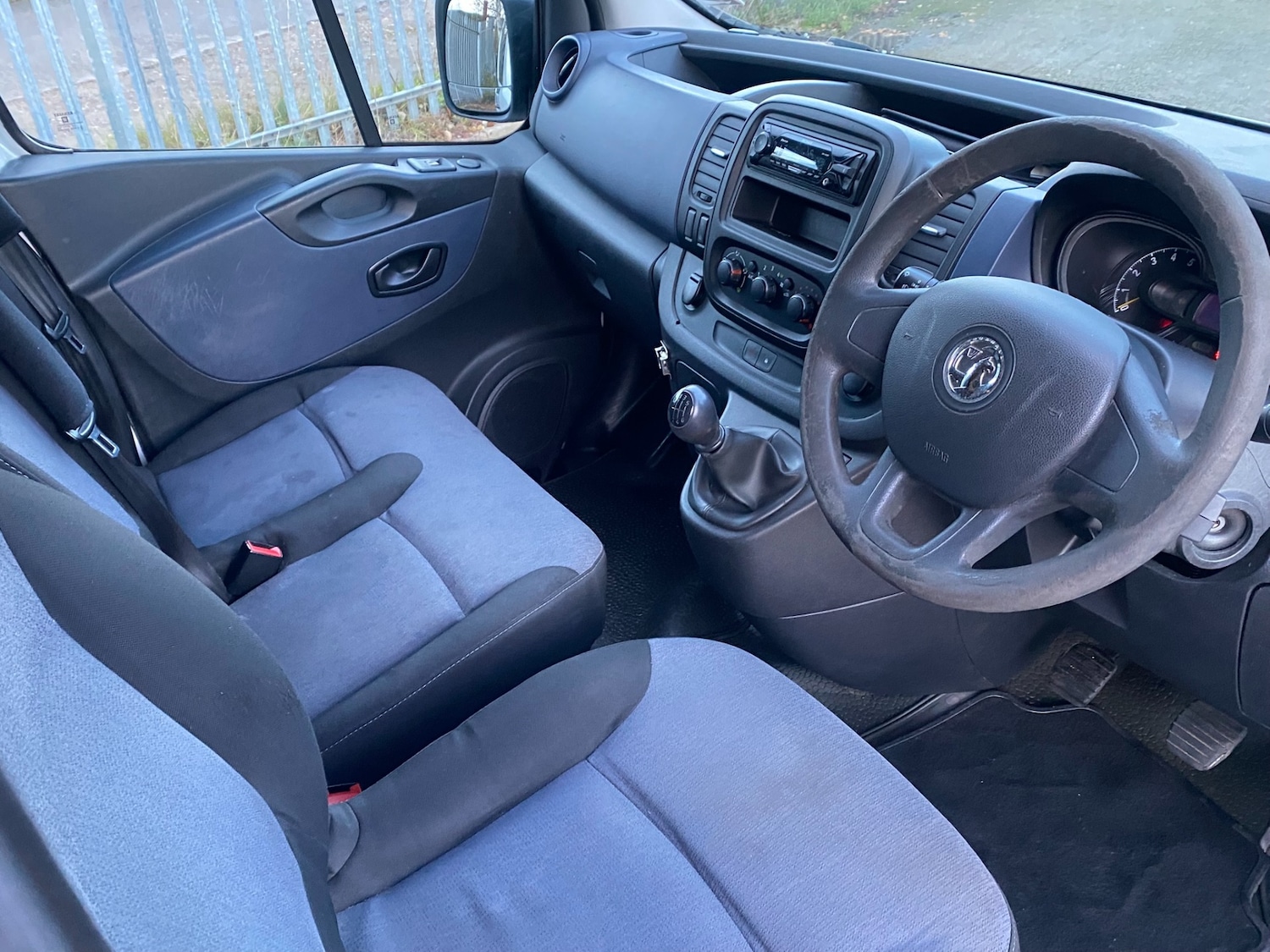 Used Vauxhall Vivaro 2015 for sale - 76818102: Photo 7