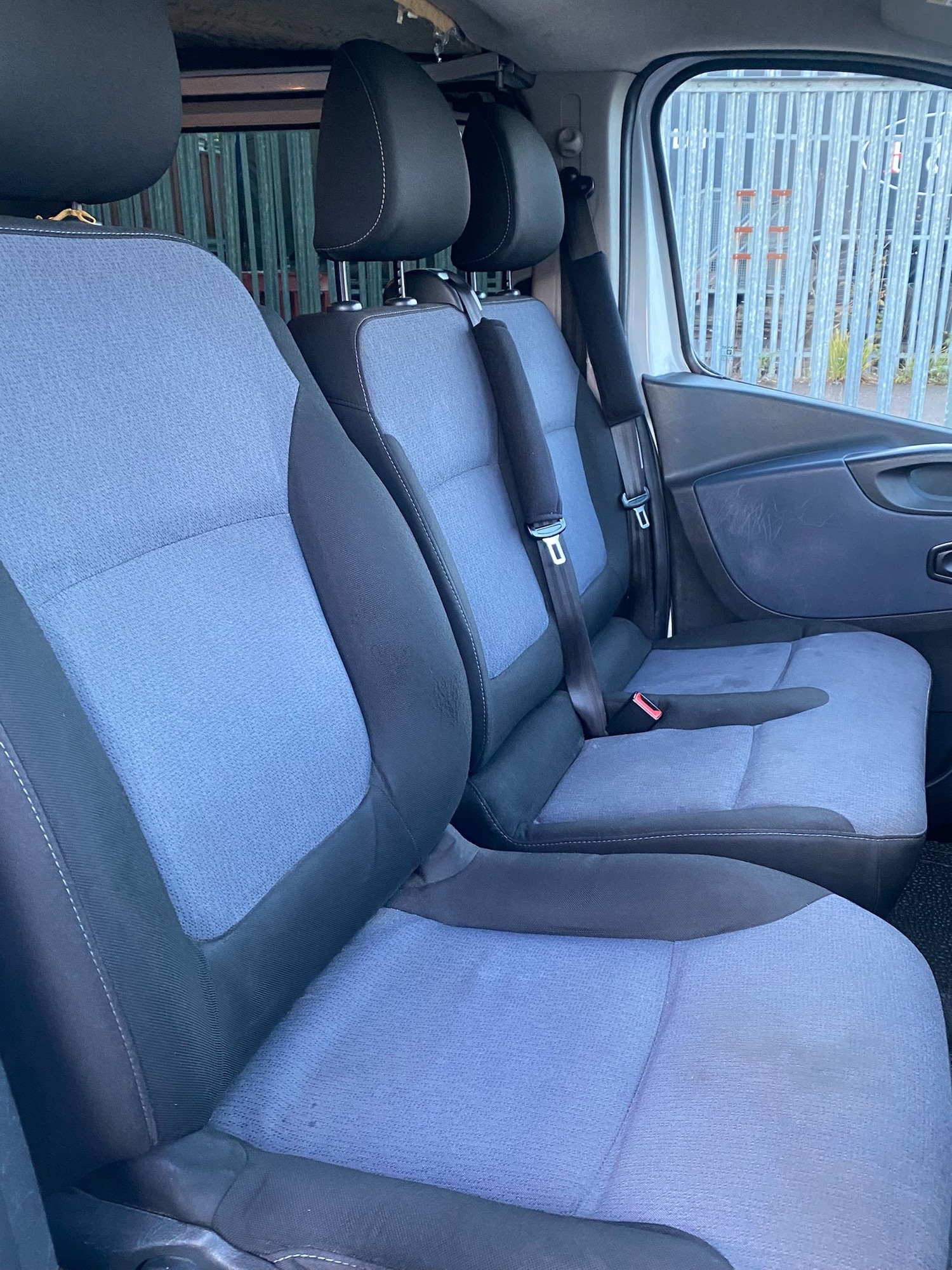 Used Vauxhall Vivaro 2015 for sale - 76818102: Photo 8