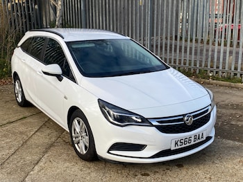 Vauxhall - Astra