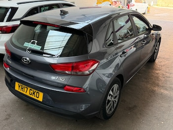Used Hyundai i30 2017 for sale - 79198316: Photo