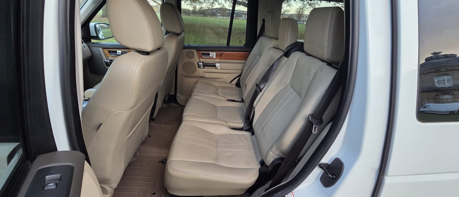 Used Land Rover Discovery 2014 for sale - 76784926: Photo 30