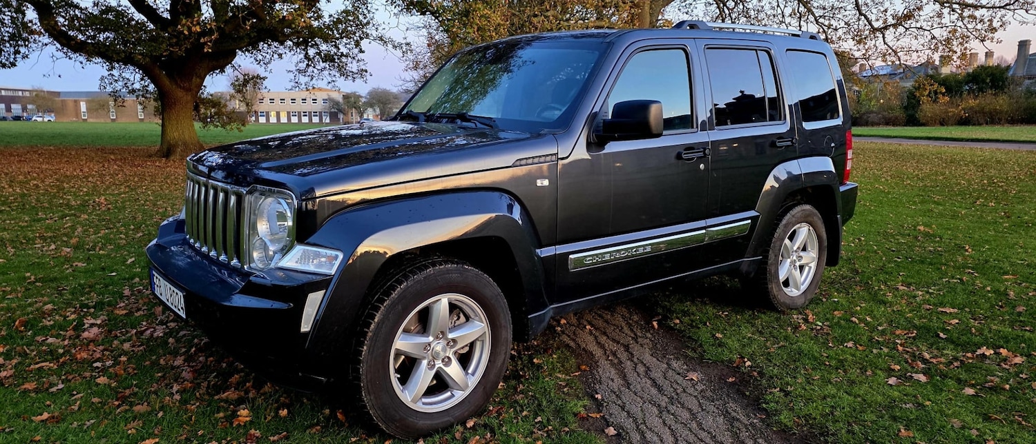 Used Jeep Cherokee 2010 for sale - 76670738: Photo 16
