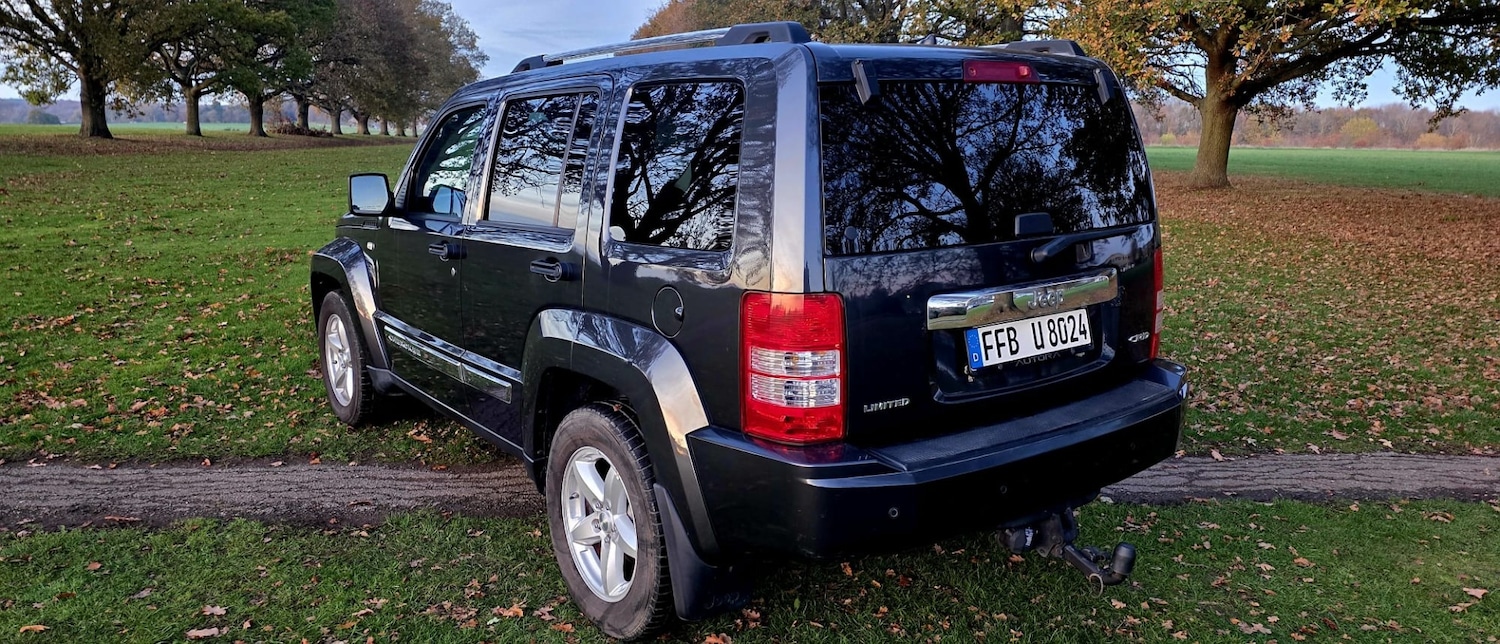 Used Jeep Cherokee 2010 for sale - 76670738: Photo 19