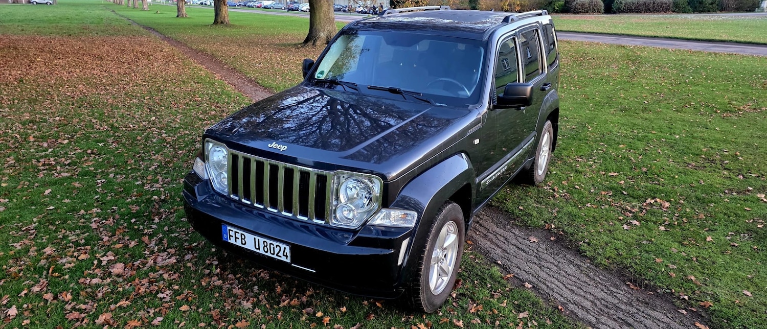 Used Jeep Cherokee 2010 for sale - 76670738: Photo 21