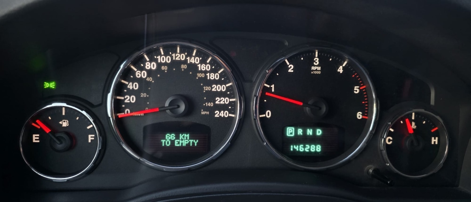 Used Jeep Cherokee 2010 for sale - 76670738: Photo 33