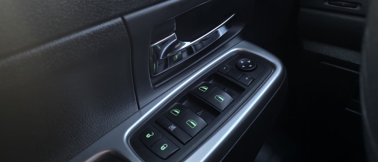 Used Jeep Cherokee 2010 for sale - 76670738: Photo 39