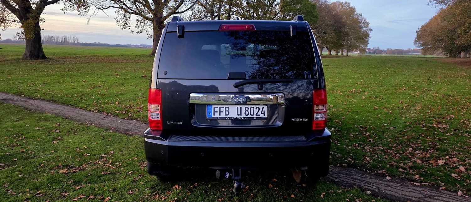 Used Jeep Cherokee 2010 for sale - 76670738: Photo 5