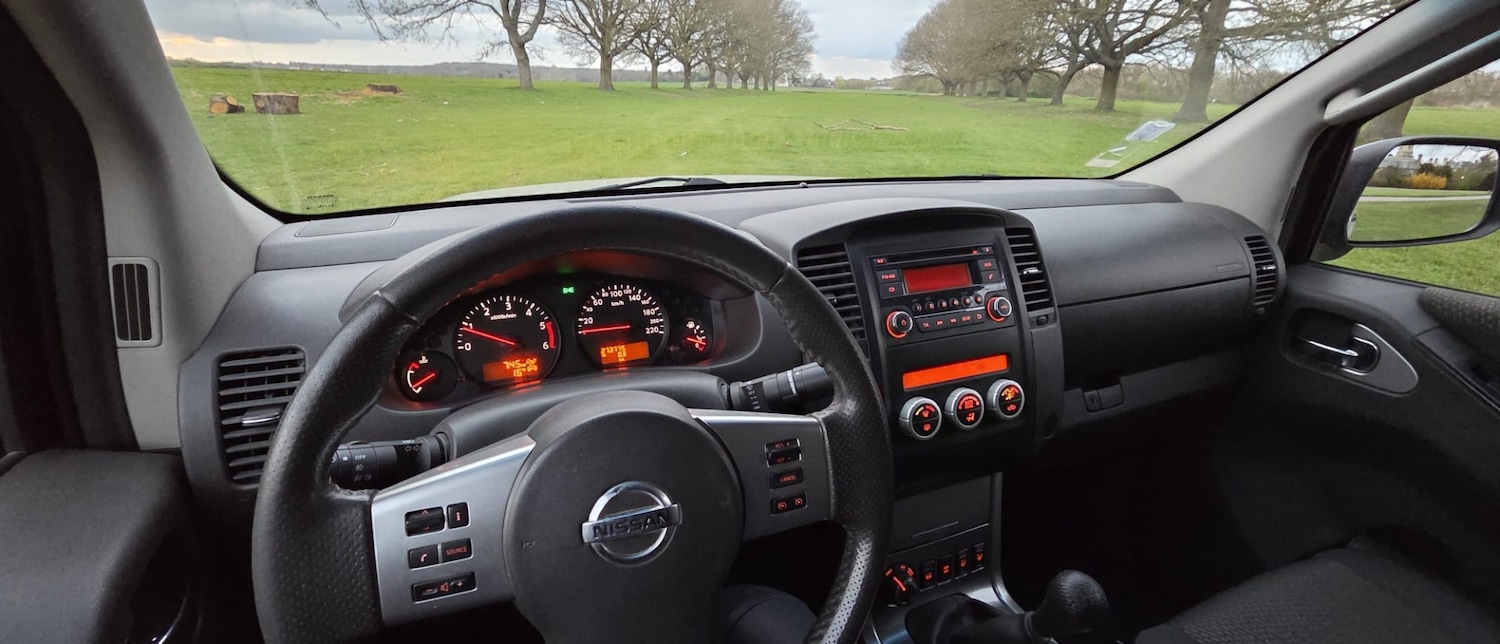 Used Nissan Navara 2012 for sale - 78168215: Photo 33