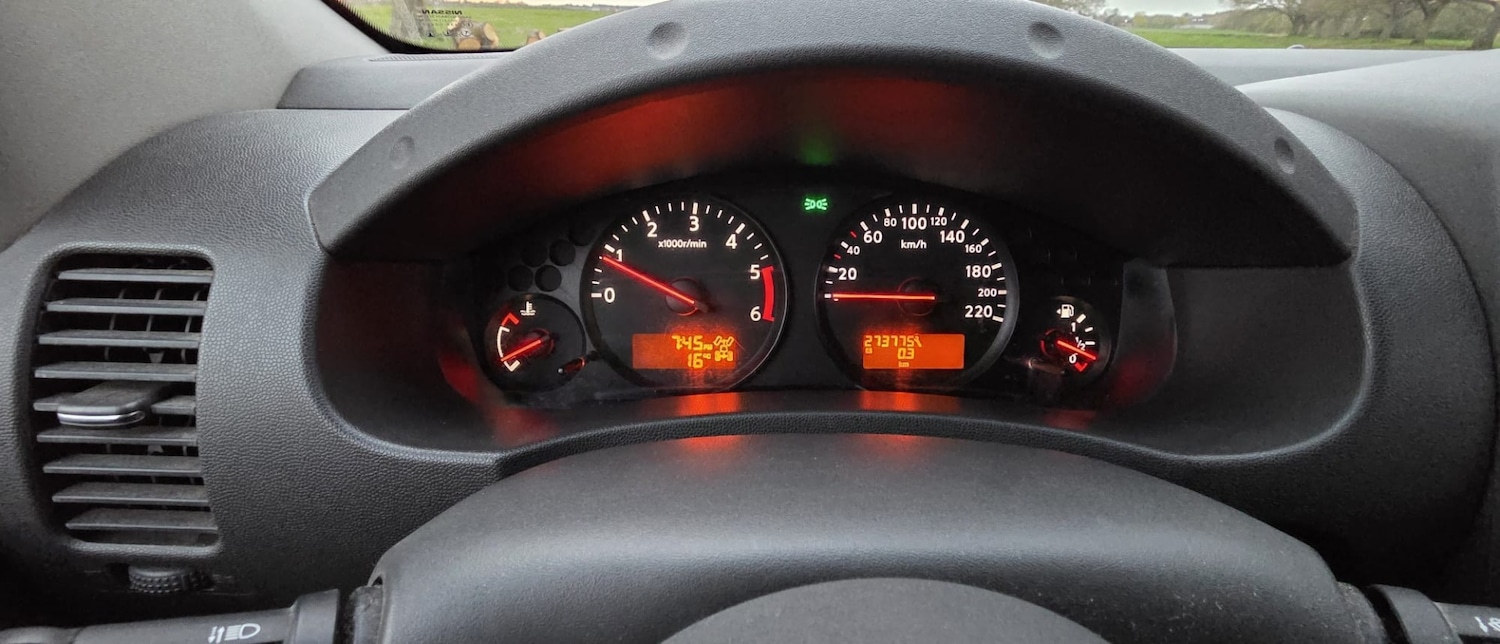 Used Nissan Navara 2012 for sale - 78168215: Photo 34