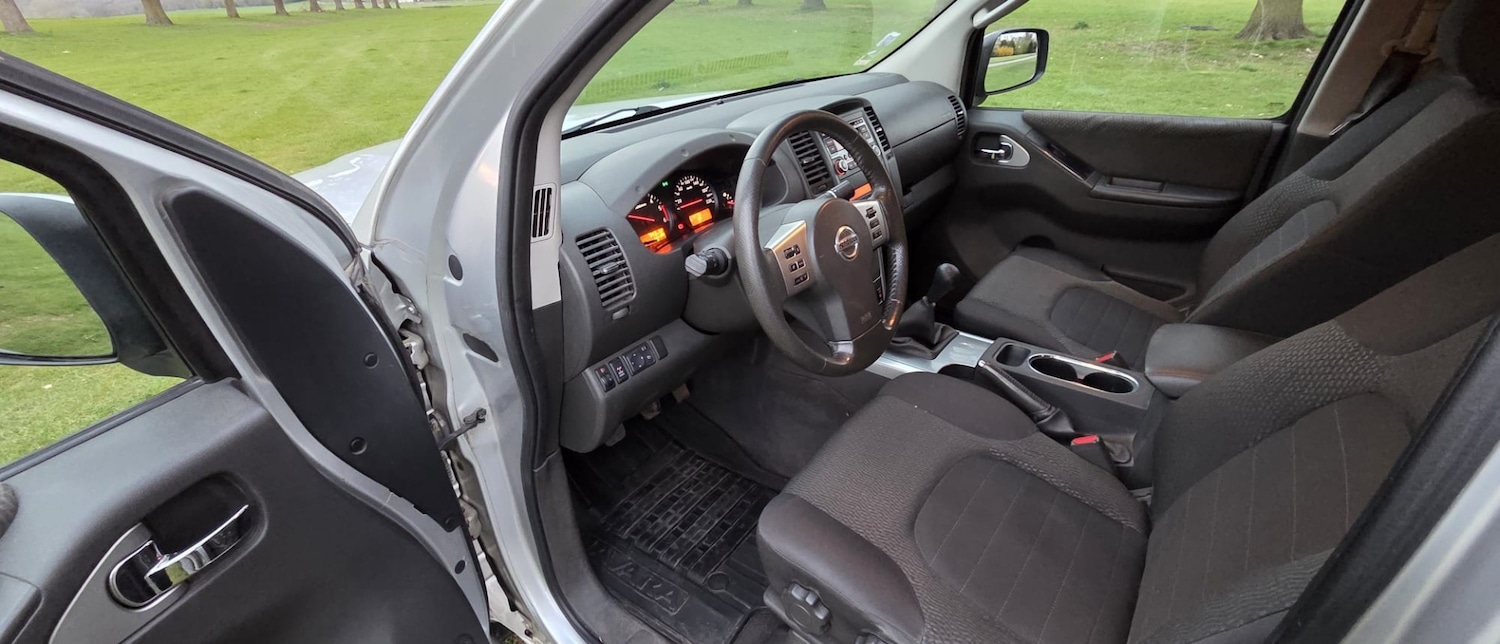 Used Nissan Navara 2012 for sale - 78168215: Photo 7