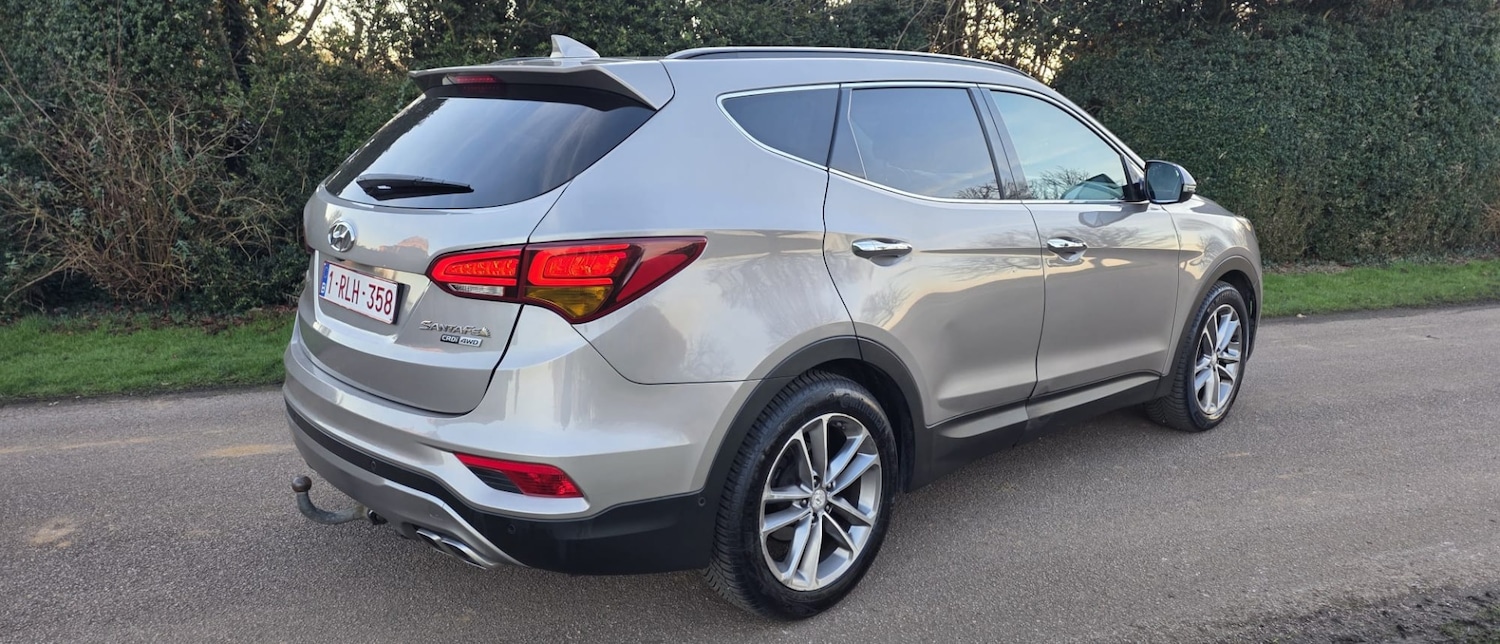 Used Hyundai Santa Fe 2017 for sale - 77669210: Photo 20