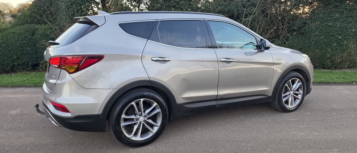 Used Hyundai Santa Fe 2017 for sale - 77669210: Photo 21