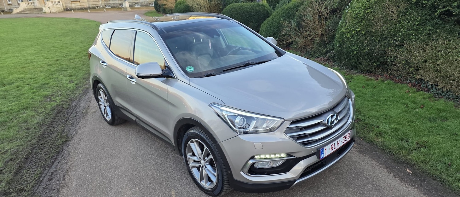 Used Hyundai Santa Fe 2017 for sale - 77669210: Photo 32