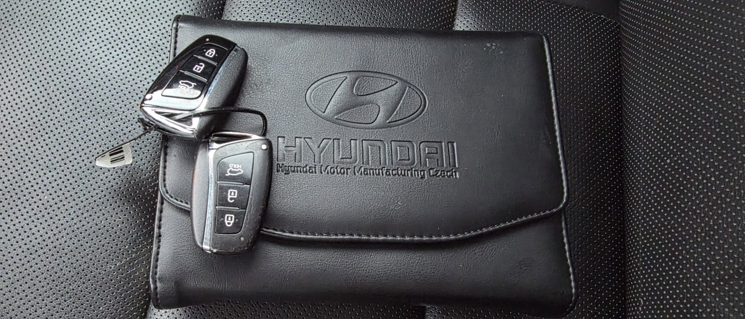 Used Hyundai Santa Fe 2017 for sale - 77669210: Photo 46