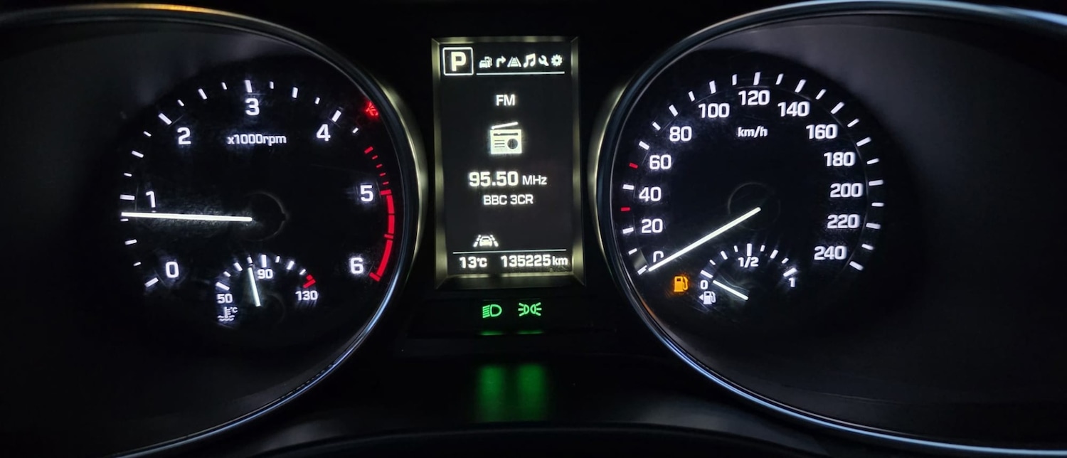 Used Hyundai Santa Fe 2017 for sale - 77669210: Photo 55