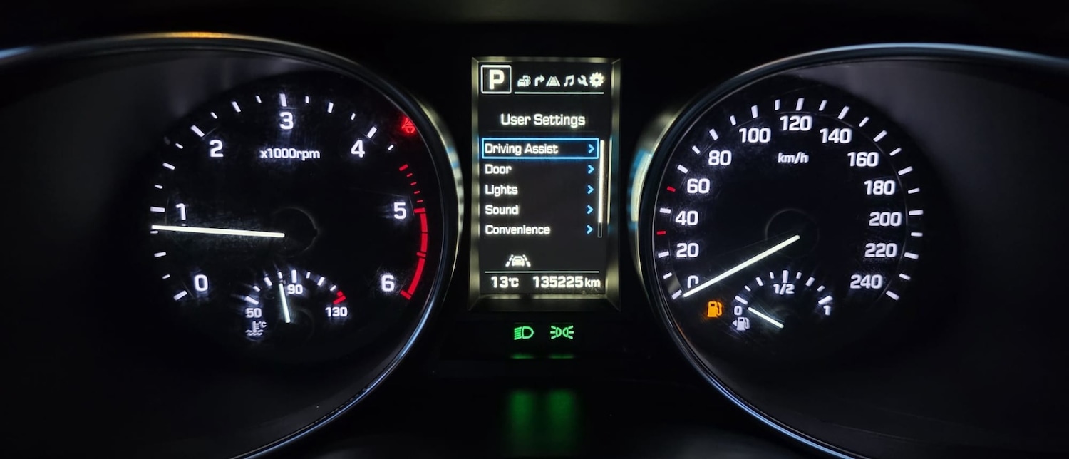 Used Hyundai Santa Fe 2017 for sale - 77669210: Photo 57