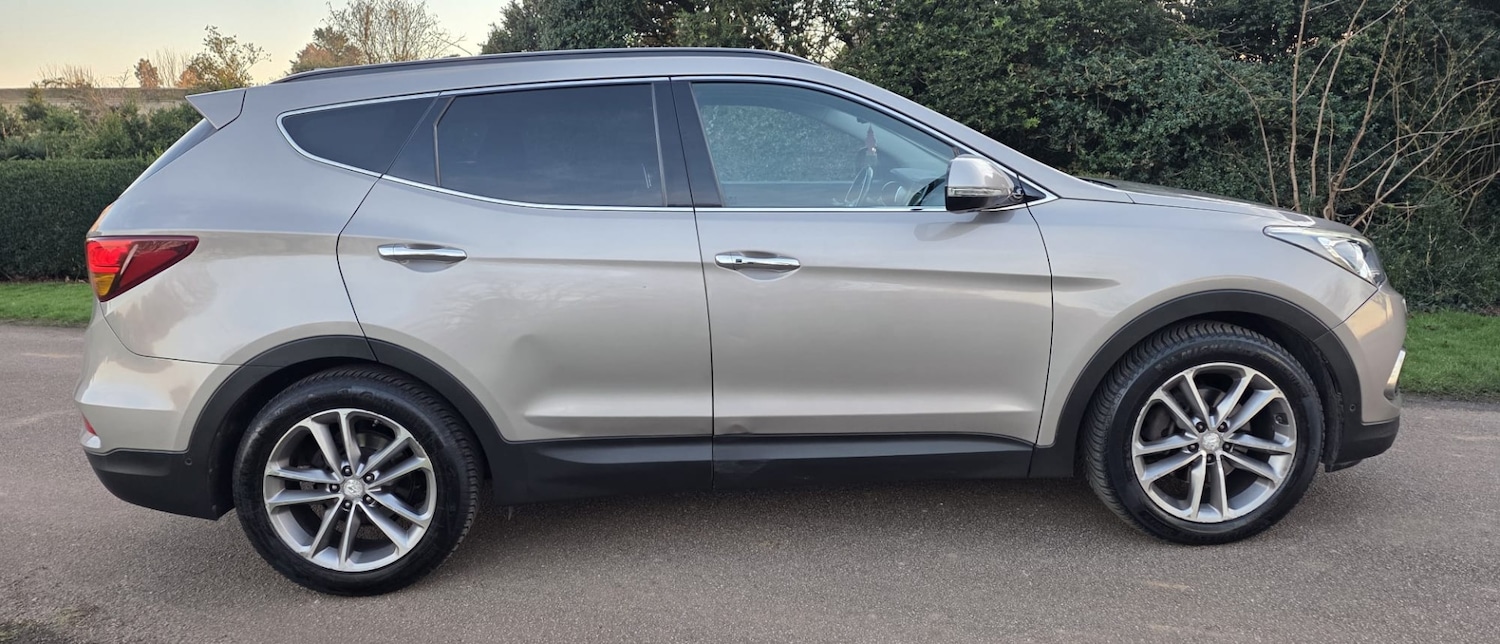 Used Hyundai Santa Fe 2017 for sale - 77669210: Photo 6