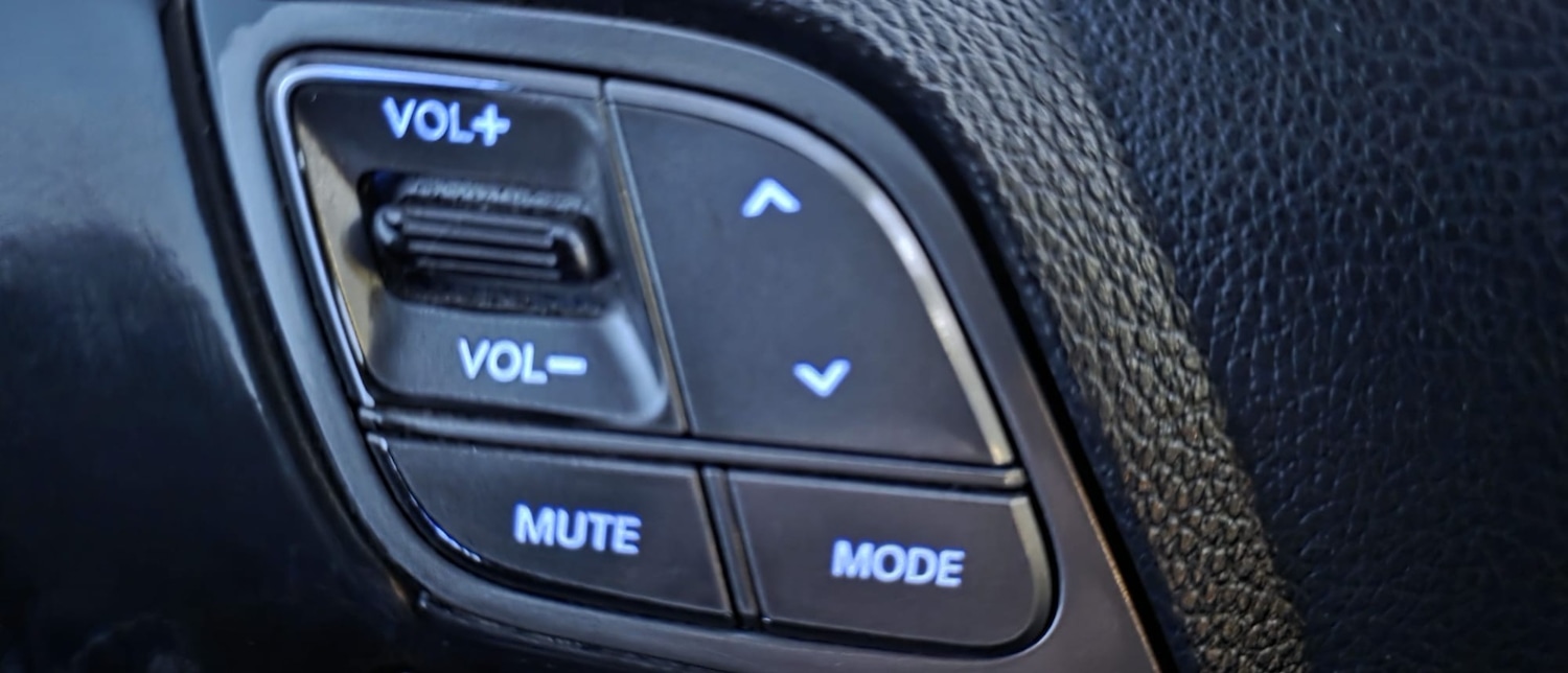 Used Hyundai Santa Fe 2017 for sale - 77669210: Photo 63