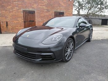 Used Porsche Panamera 2019 for sale - 79005561: Photo