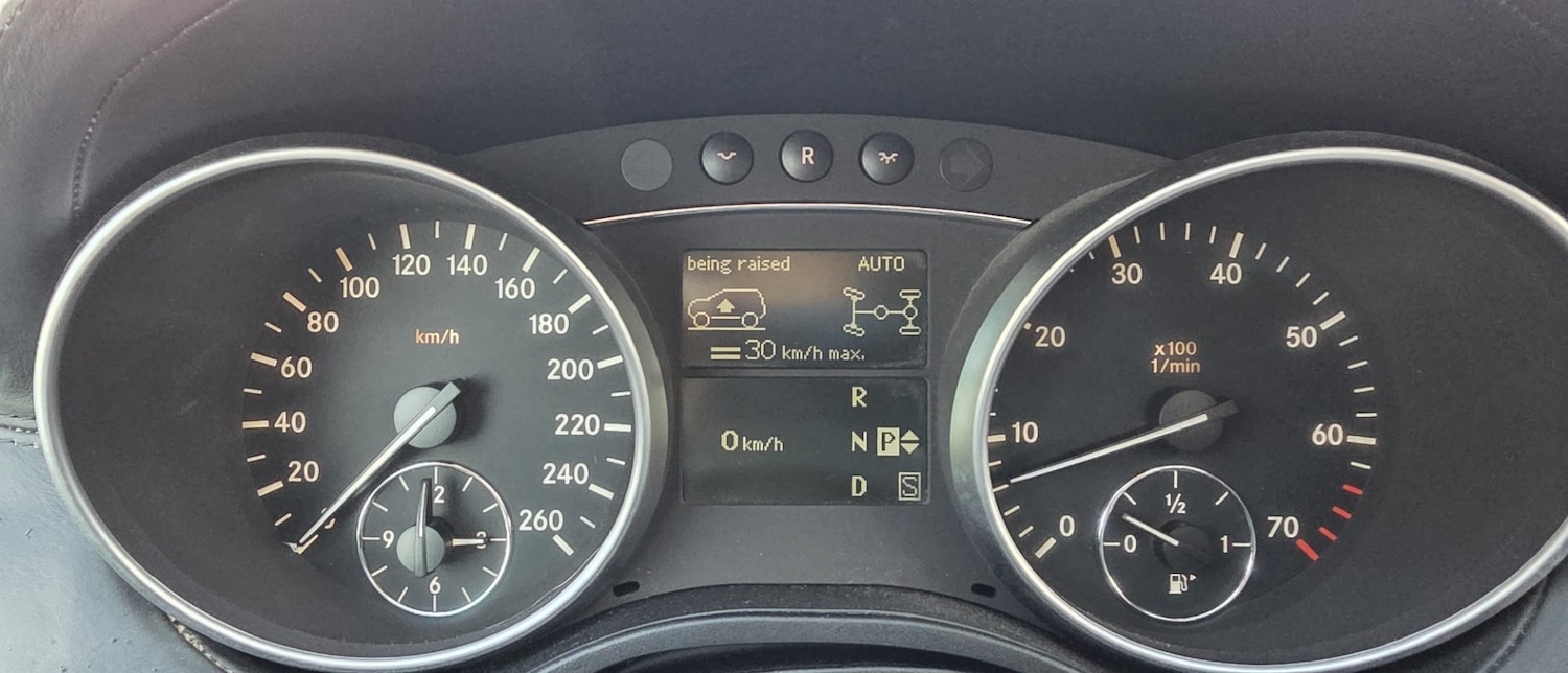 Used Mercedes-Benz GL Class 2006 for sale - 77020621: Photo 41