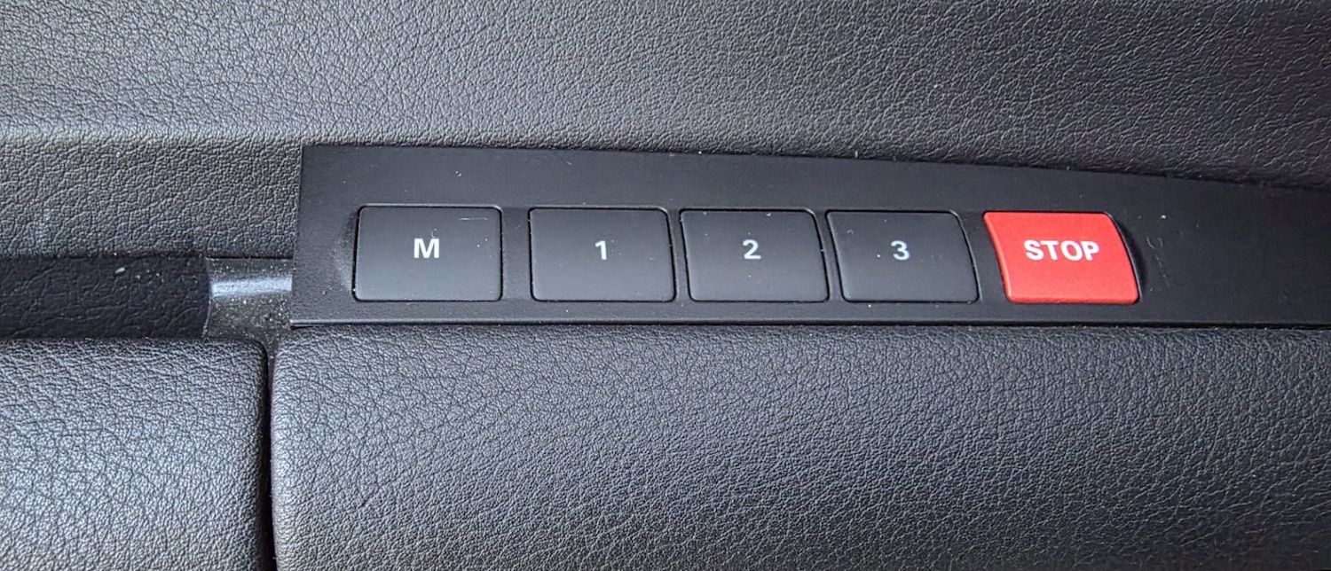 Used Audi A6 Allroad 2004 for sale - 78213762: Photo 37