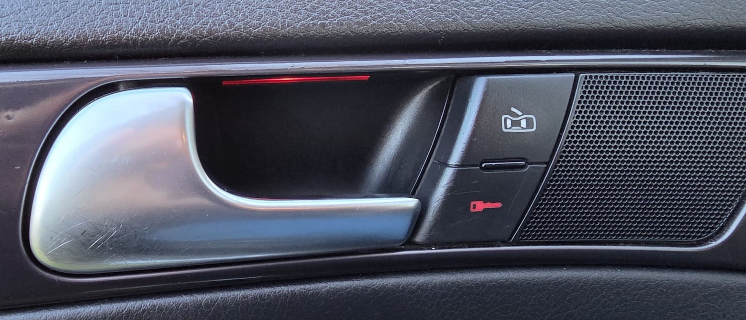 Used Audi A6 Allroad 2004 for sale - 78213762: Photo 47