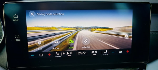 Used Skoda Octavia 2021 for sale - 75548103: Photo 44