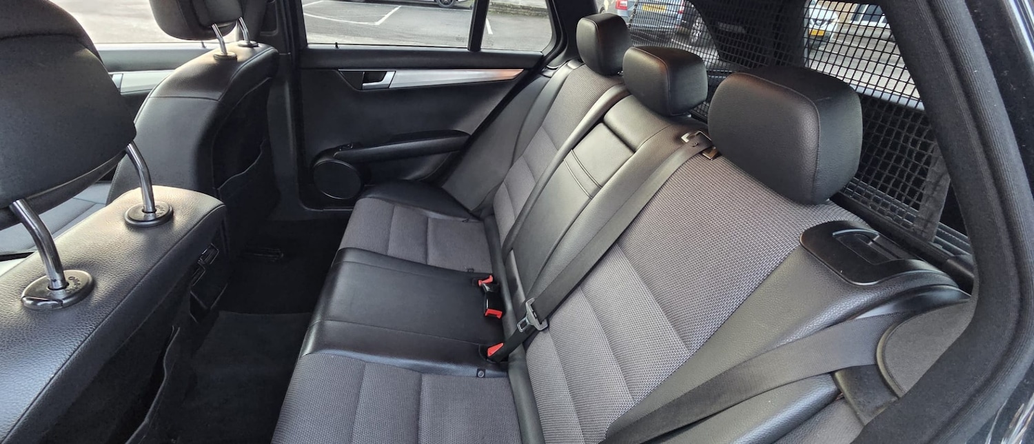 Used Mercedes-Benz C Class 2011 for sale - 77370858: Photo 10