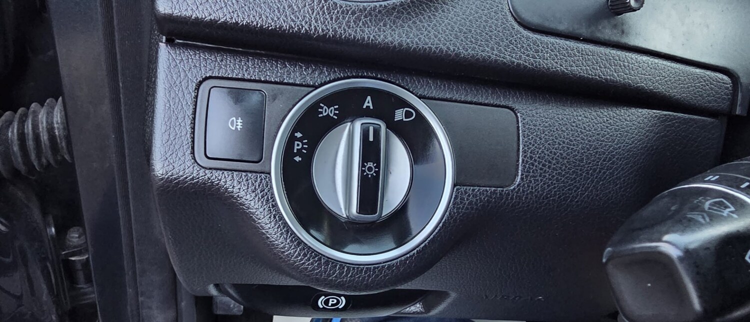 Used Mercedes-Benz C Class 2011 for sale - 77370858: Photo 25