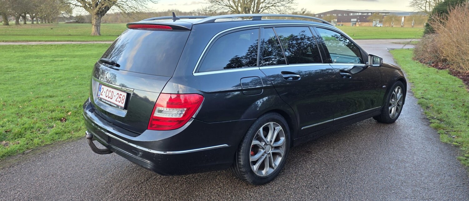 Used Mercedes-Benz C Class 2011 for sale - 77370858: Photo 27